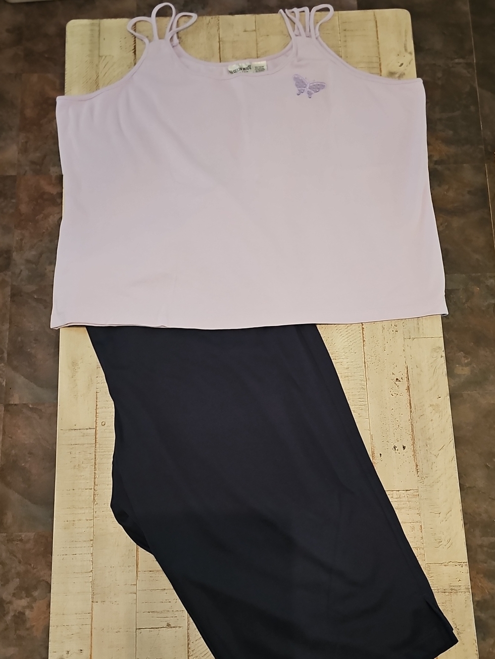 Lilac Butterfly Tank Top with Black Ponte Capris🌸NWT🌸